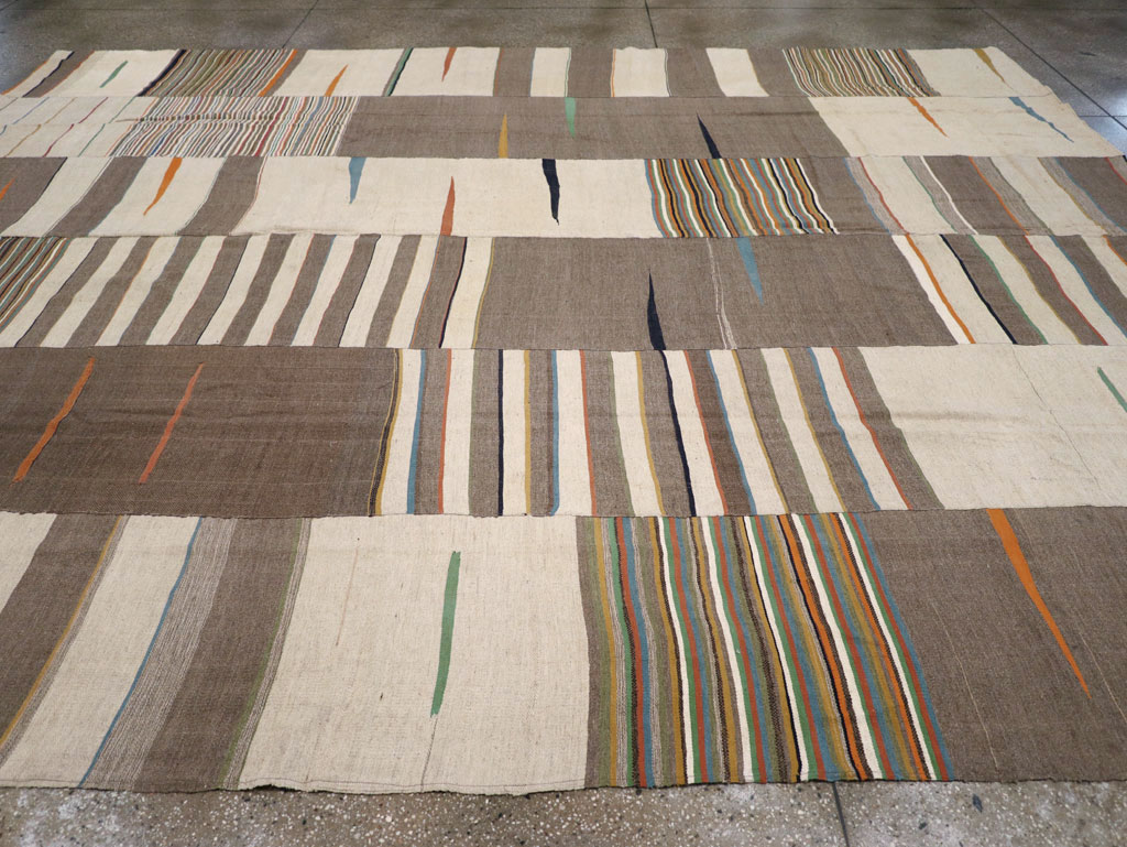 Modern Turkish Flatweave Room Size Carpet, No.31427 - Gsblank