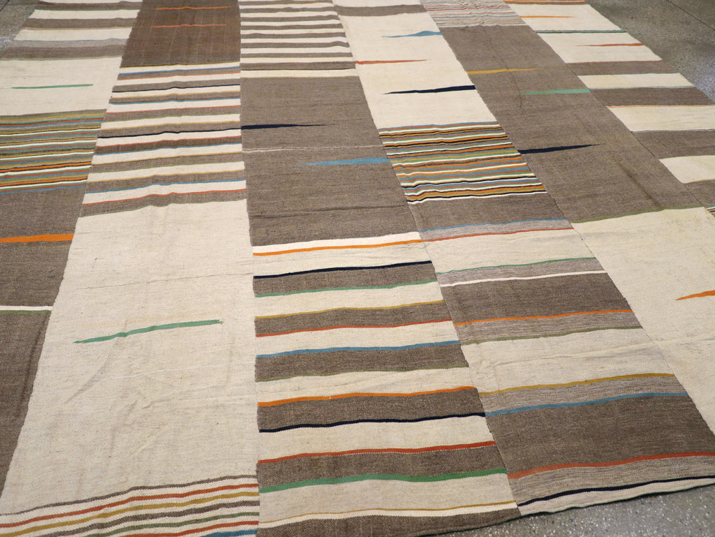 Modern Turkish Flatweave Room Size Carpet, No.31427 - Gsblank
