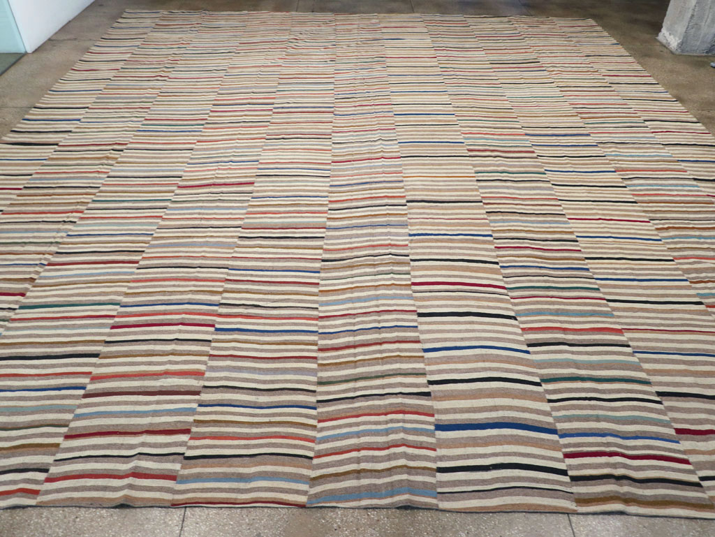 Modern Turkish Flatweave Kilim Oversize Square Carpet, No.31431 - Gsblank