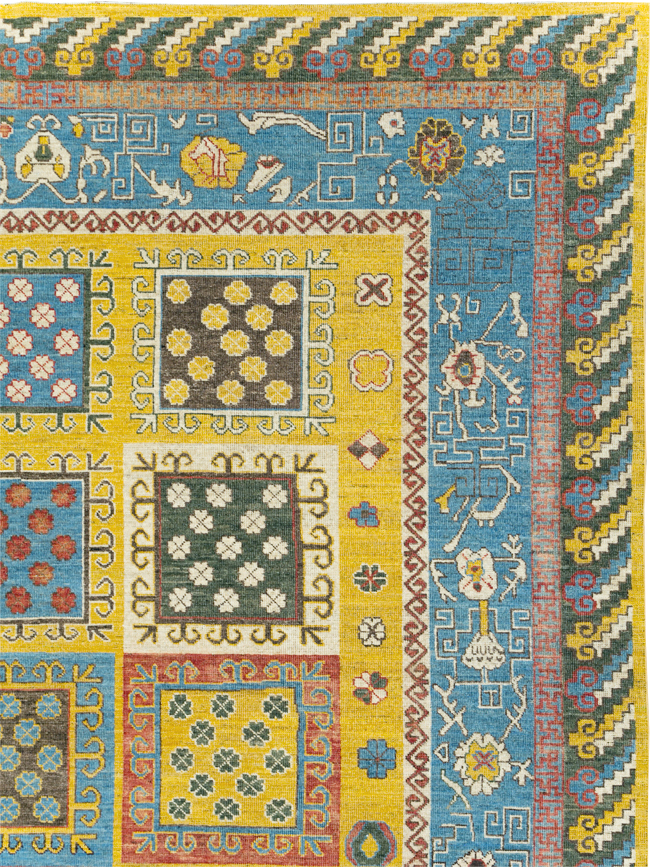 Modern East Turkestan Khotan Room Size Carpet, No.31455 - Gsblank