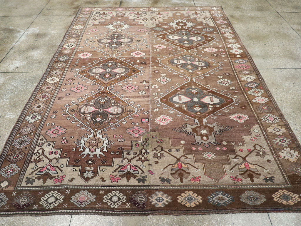 Vintage Turkish Anatolian Tribal Room Size Carpet, No.31467 - Gsblank