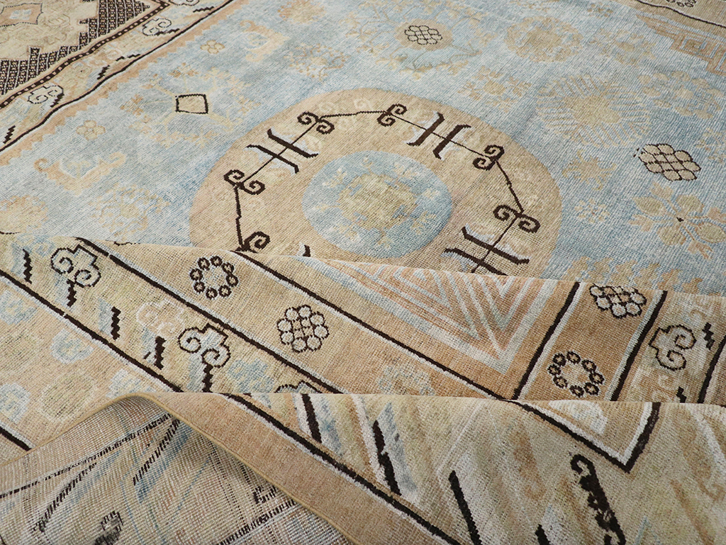 Antique East Turkestan Khotan Large Carpet, No.31472 - Gsblank