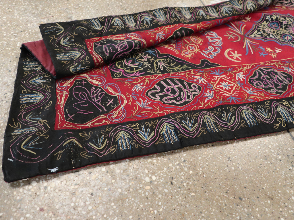Vintage Indian Embroidered Wall Hanging Textile Runner, No.31478 - Gsblank