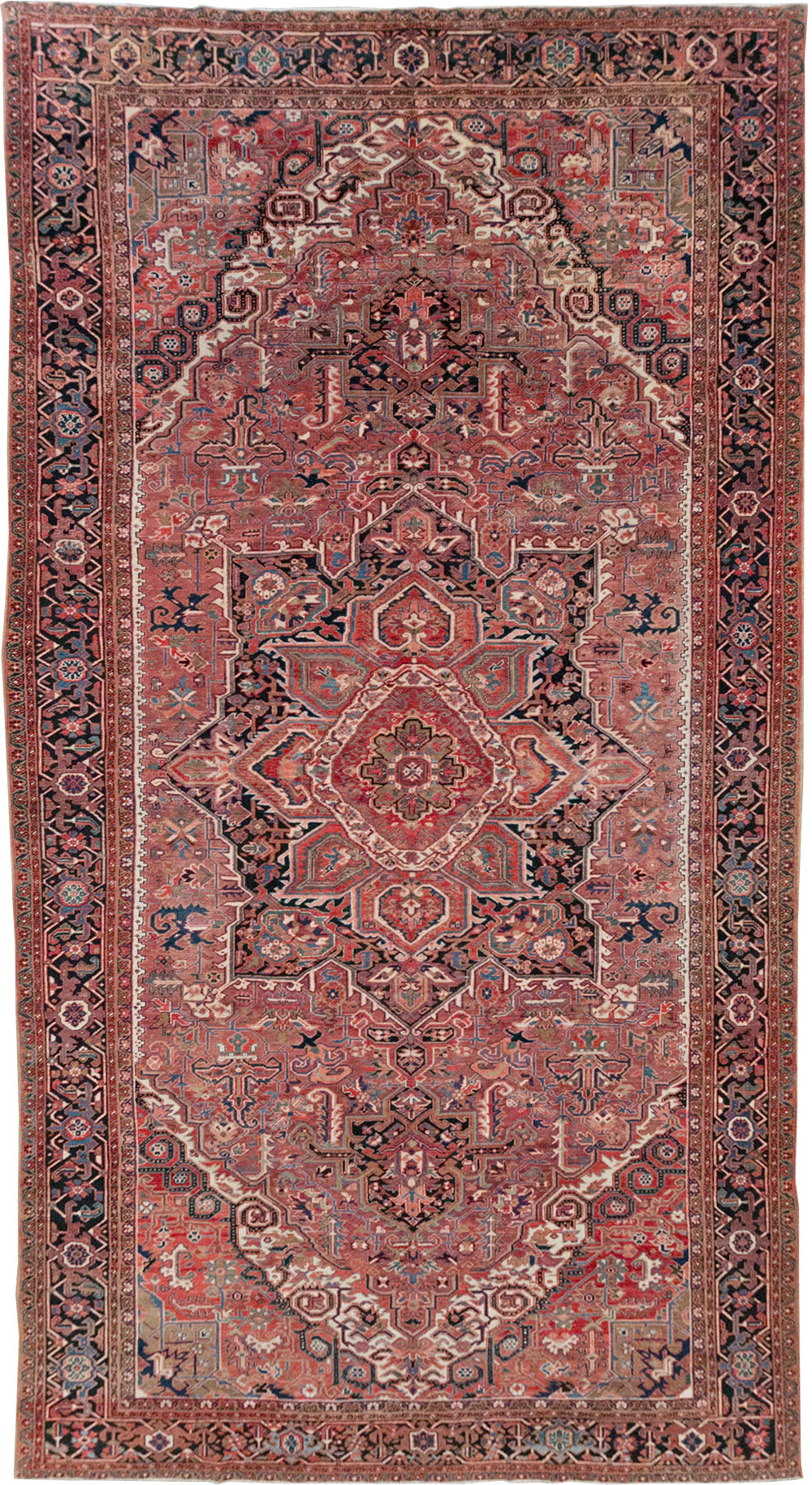 Antique Persian Heriz Large Carpet, No.31493 - Gsblank