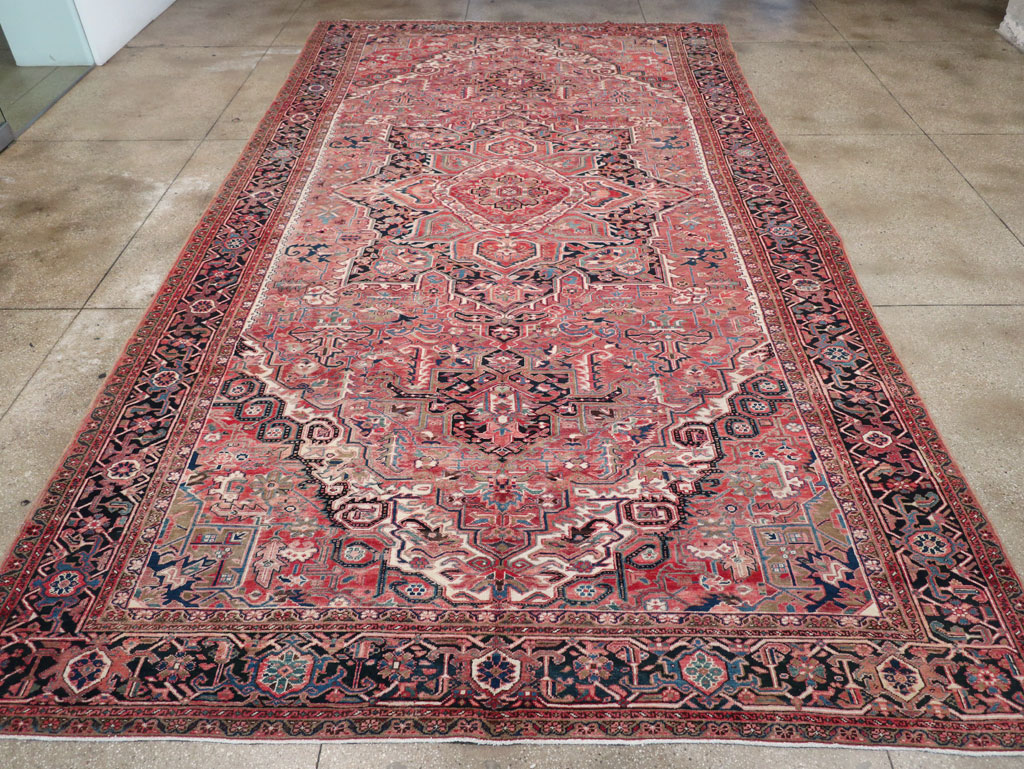 Antique Persian Heriz Large Carpet, No.31493 - Gsblank