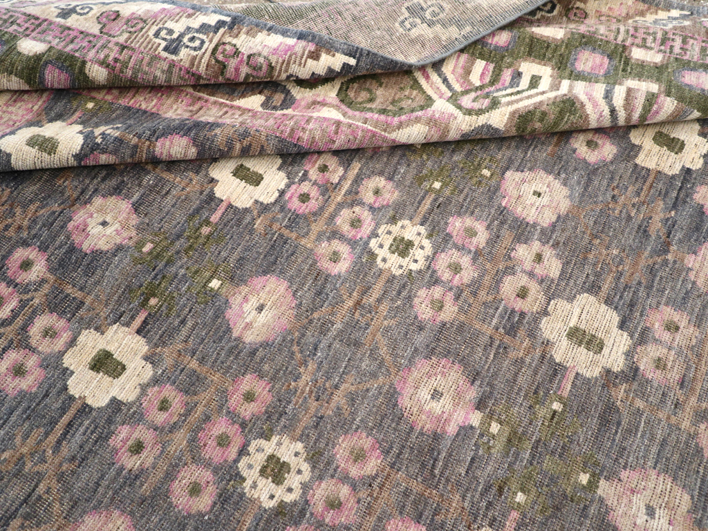 Modern East Turkestan Khotan Room Size Carpet, No.31495 - Gsblank