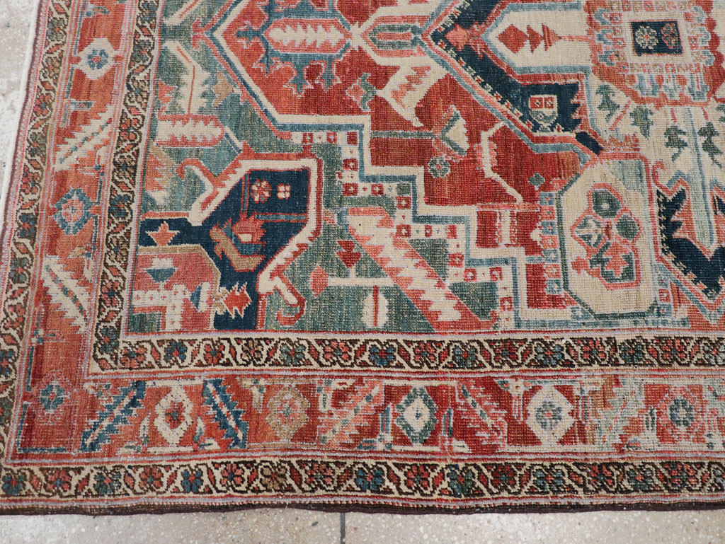 Antique Persian Heriz Accent Rug, No.31508 - Gsblank