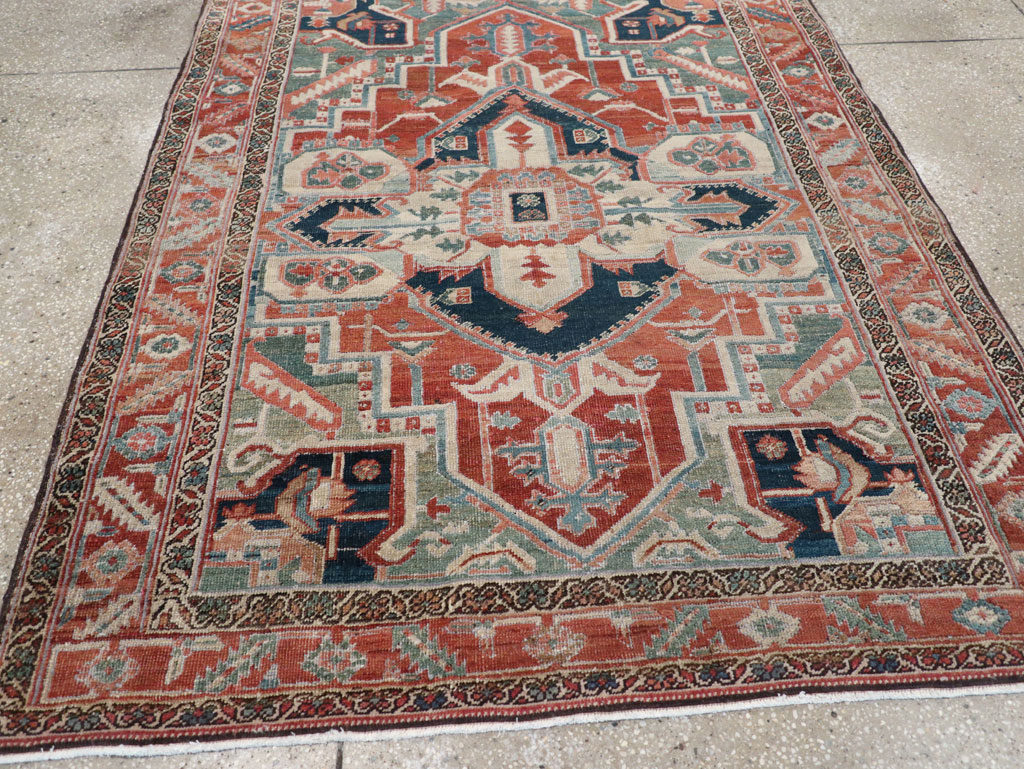Antique Persian Heriz Accent Rug, No.31508 - Gsblank