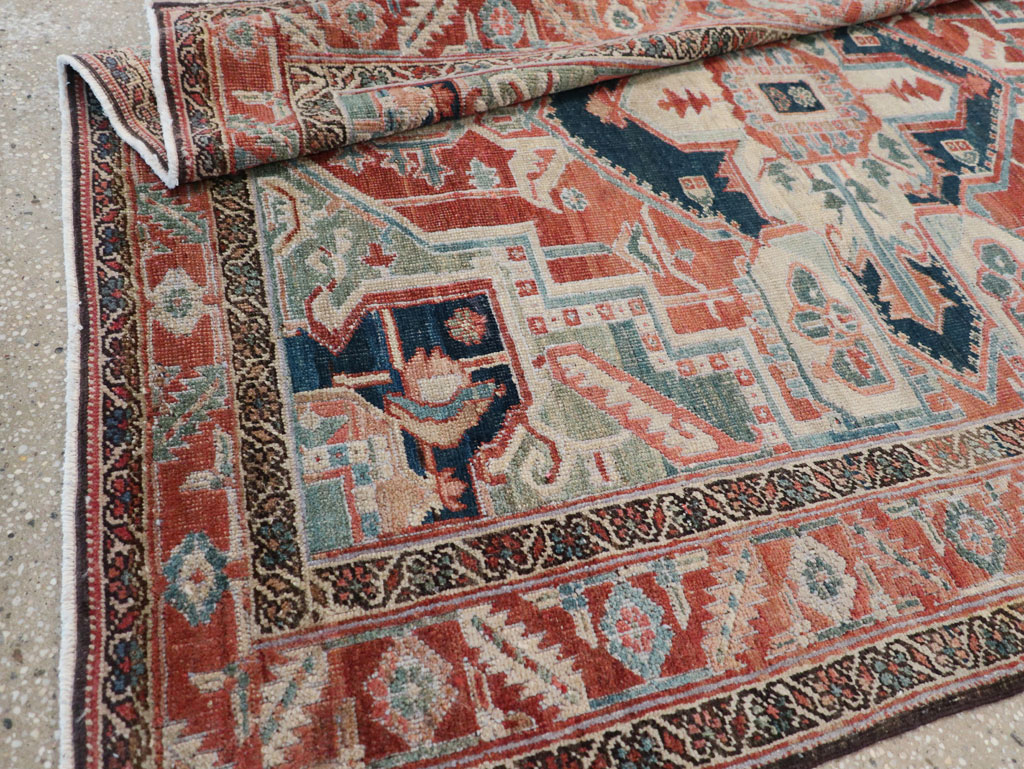 Antique Persian Heriz Accent Rug, No.31508 - Gsblank