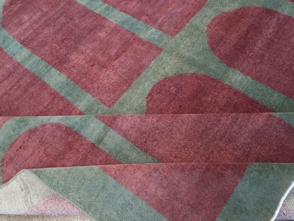 Vintage Turkish Art Deco Style Room Size Carpet, No.31516 - Gsblank