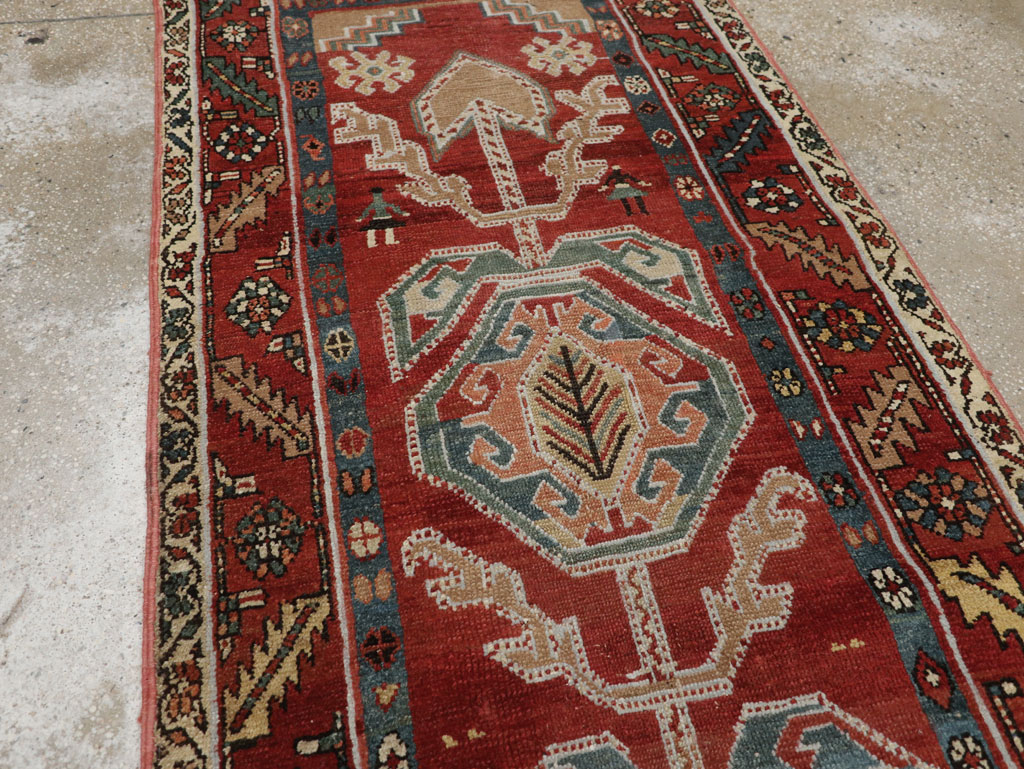 Antique Persian Bakshaish Runner, No.31522 - Gsblank
