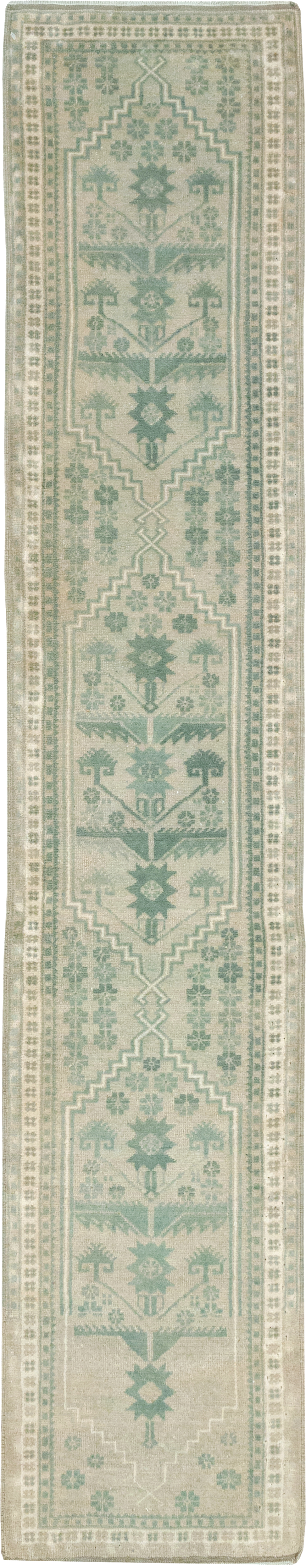 Vintage Turkish Anatolian Runner, No.31528 - Gsblank