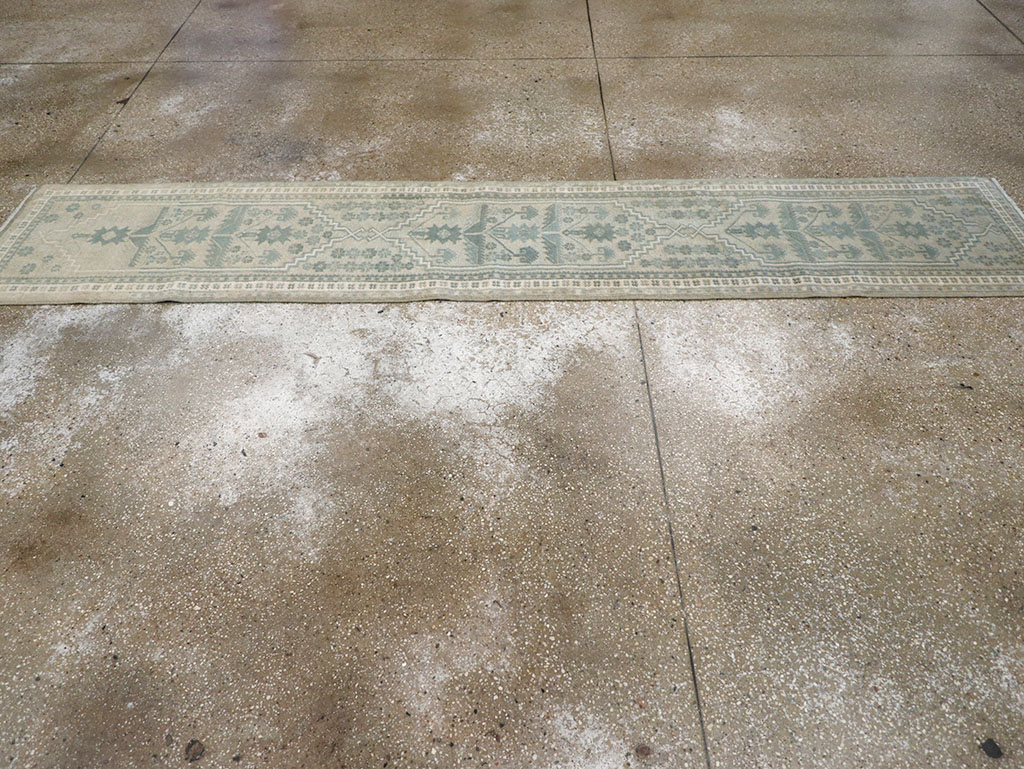 Vintage Turkish Anatolian Runner, No.31528 - Gsblank