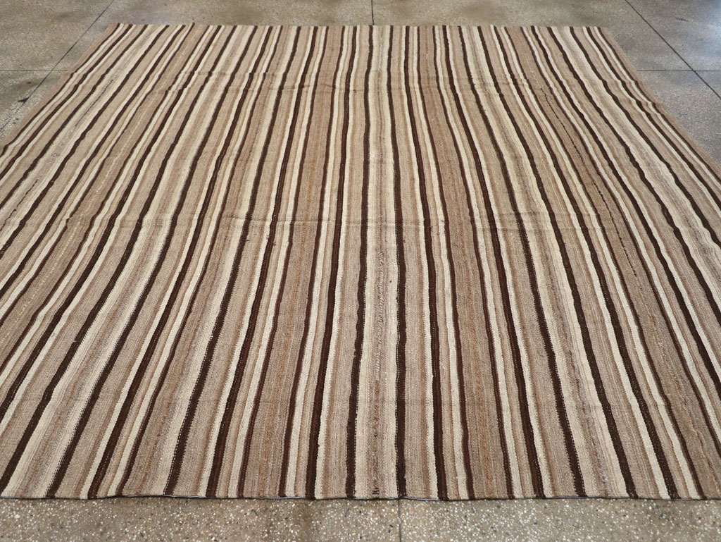 Vintage Turkish Flatweave Kilim Square Room Size Carpet, No.31529 - Gsblank