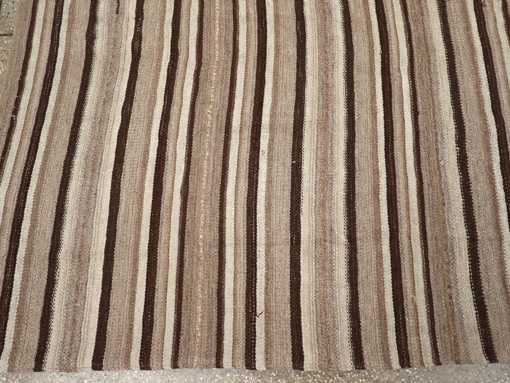 Vintage Turkish Flatweave Kilim Square Room Size Carpet, No.31529 - Gsblank