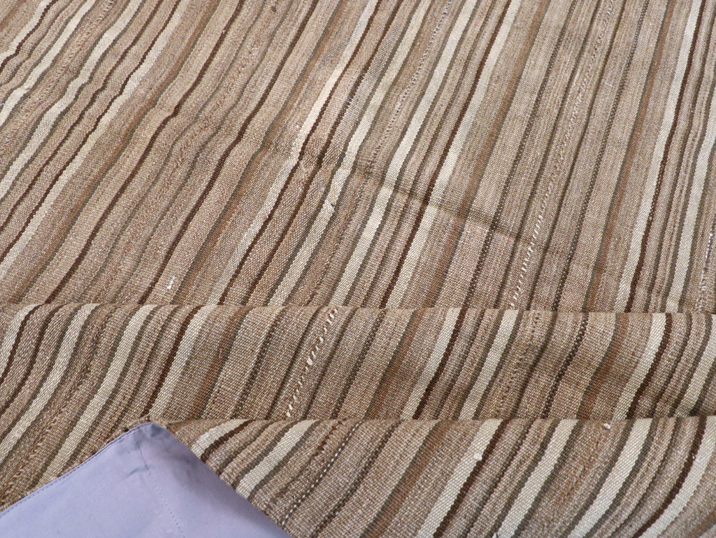 Vintage Persian Flatweave Kilim Accent Carpet, No.31532 - Gsblank