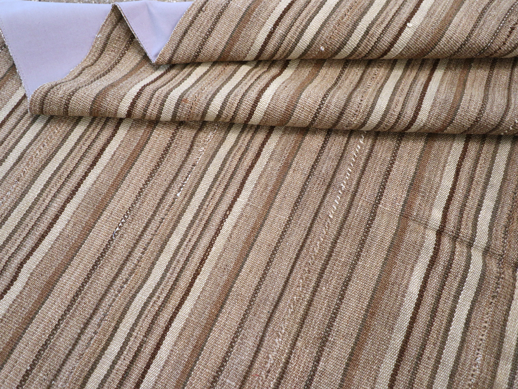 Vintage Persian Flatweave Kilim Accent Carpet, No.31532 - Gsblank