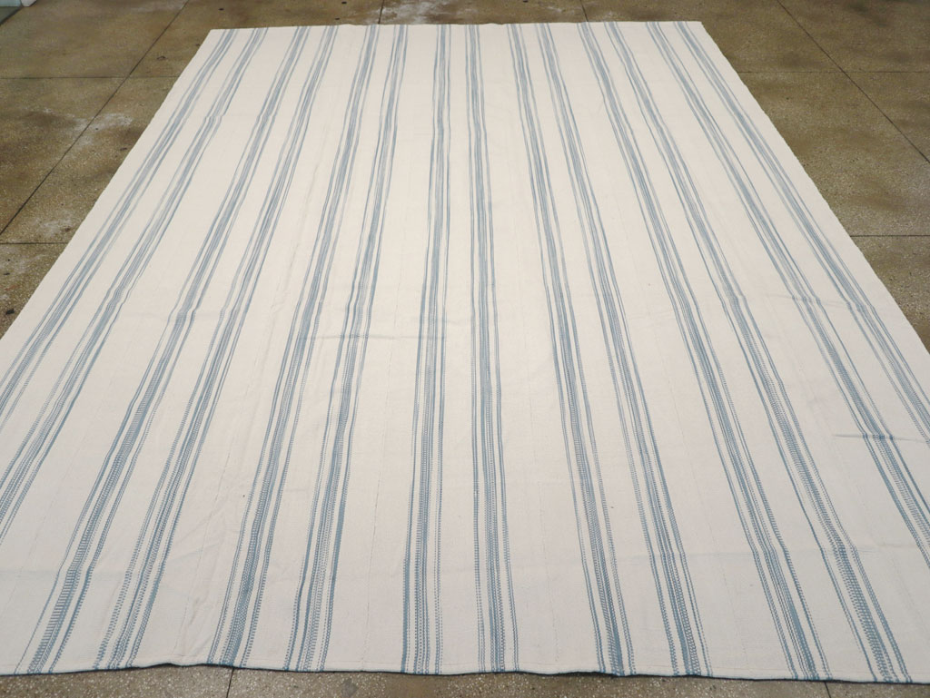 Modern Turkish Flatweave Room Size Carpet, No.31540 - Gsblank