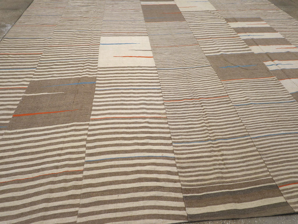 Modern Turkish Flatweave Large Room Size Carpet, No.31543 - Gsblank