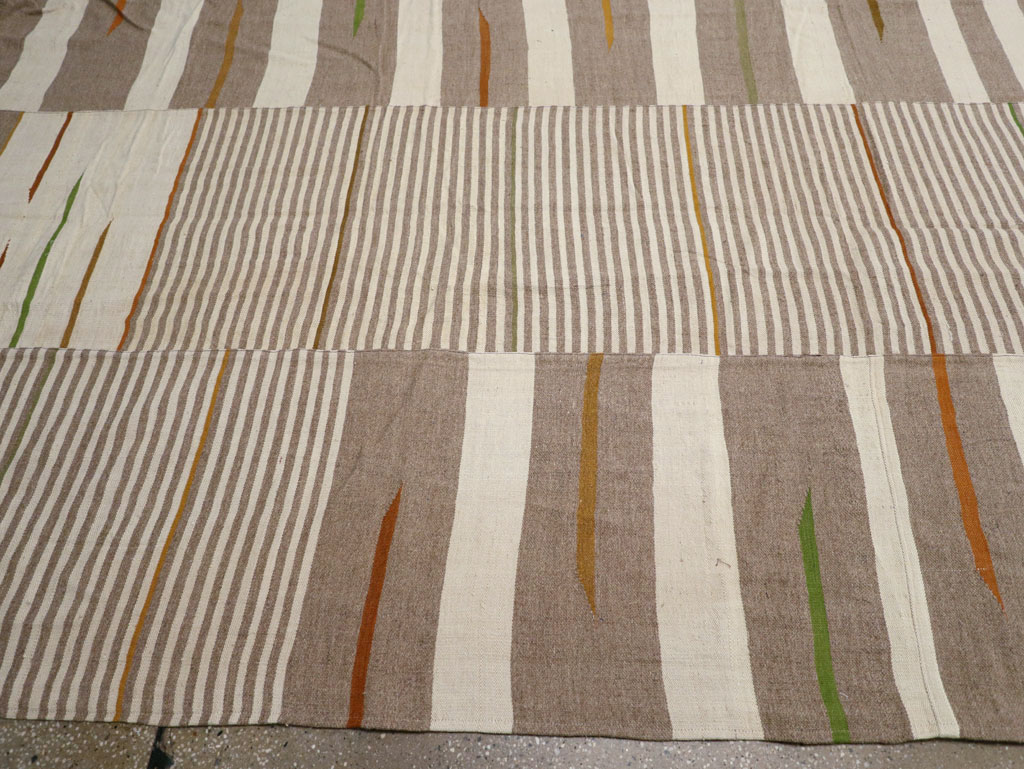 Modern Turkish Flatweave Kilim Oversize Carpet, No.31544 - Gsblank