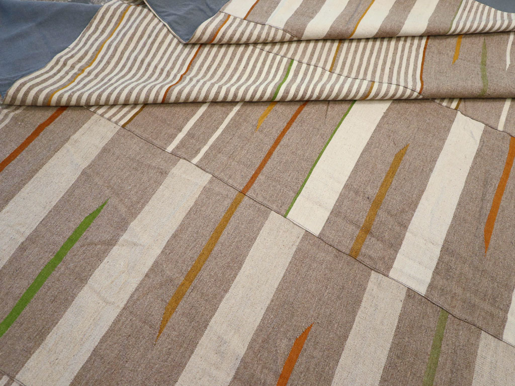 Modern Turkish Flatweave Kilim Oversize Carpet, No.31544 - Gsblank