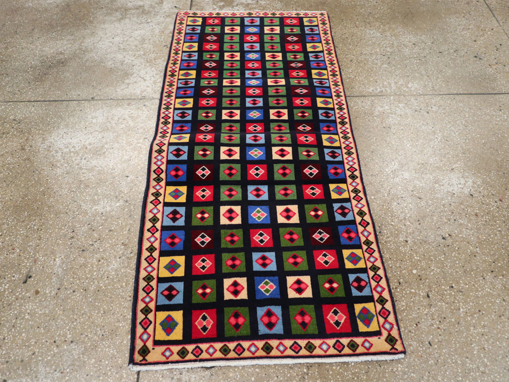 Vintage Persian Mahal Throw Rug, No.31548 - Gsblank