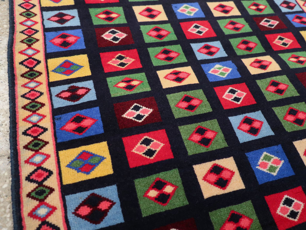 Vintage Persian Mahal Throw Rug, No.31548 - Gsblank