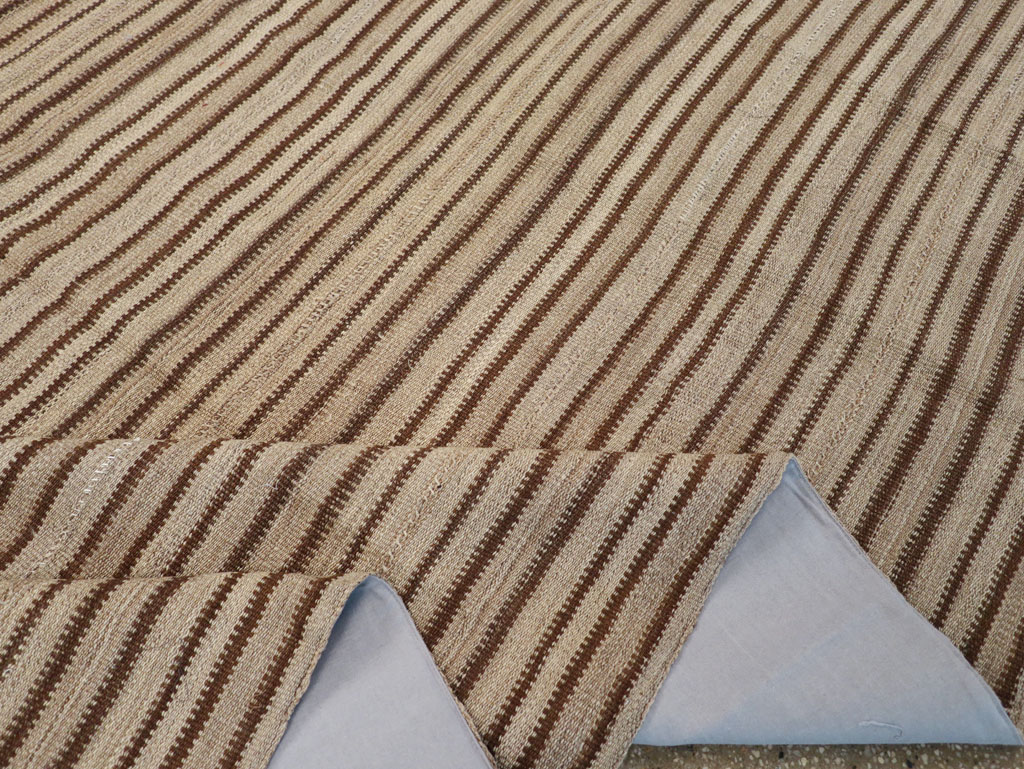 Vintage Turkish Flatweave Kilim Square Room Size Carpet, No.31549 - Gsblank