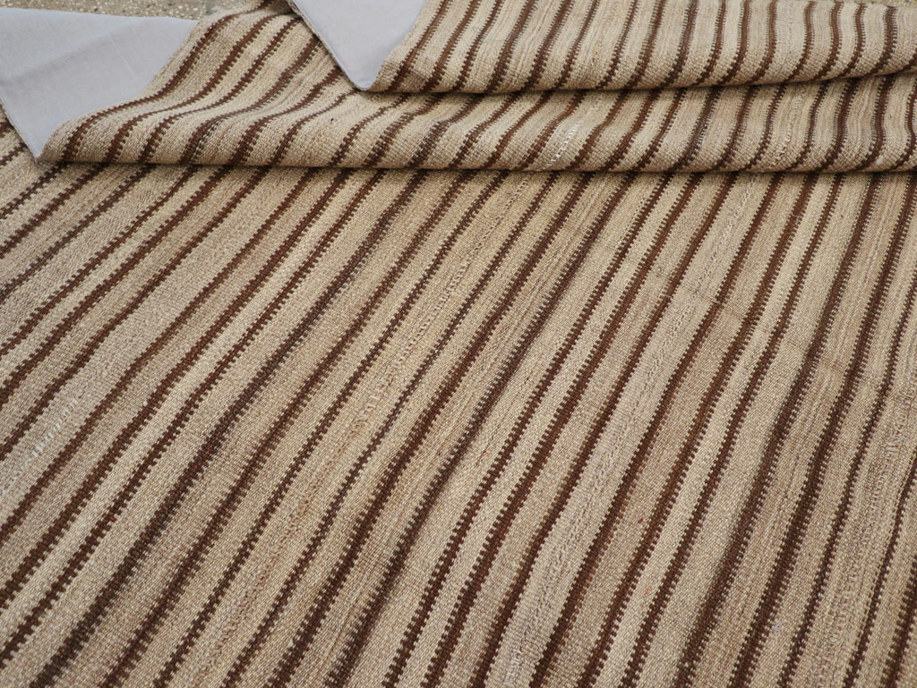 Vintage Turkish Flatweave Kilim Square Room Size Carpet, No.31549 - Gsblank