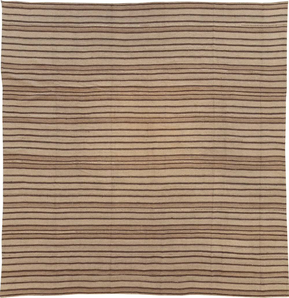 Vintage Turkish Flatweave Kilim Square Room Size Carpet, No.31550 - Gsblank