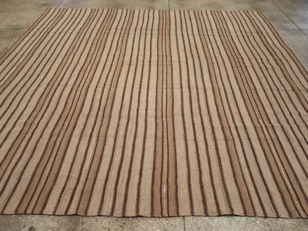 Vintage Turkish Flatweave Kilim Square Room Size Carpet, No.31550 - Gsblank