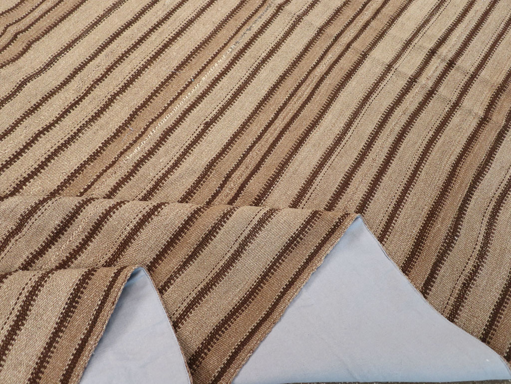 Vintage Turkish Flatweave Kilim Square Room Size Carpet, No.31550 - Gsblank