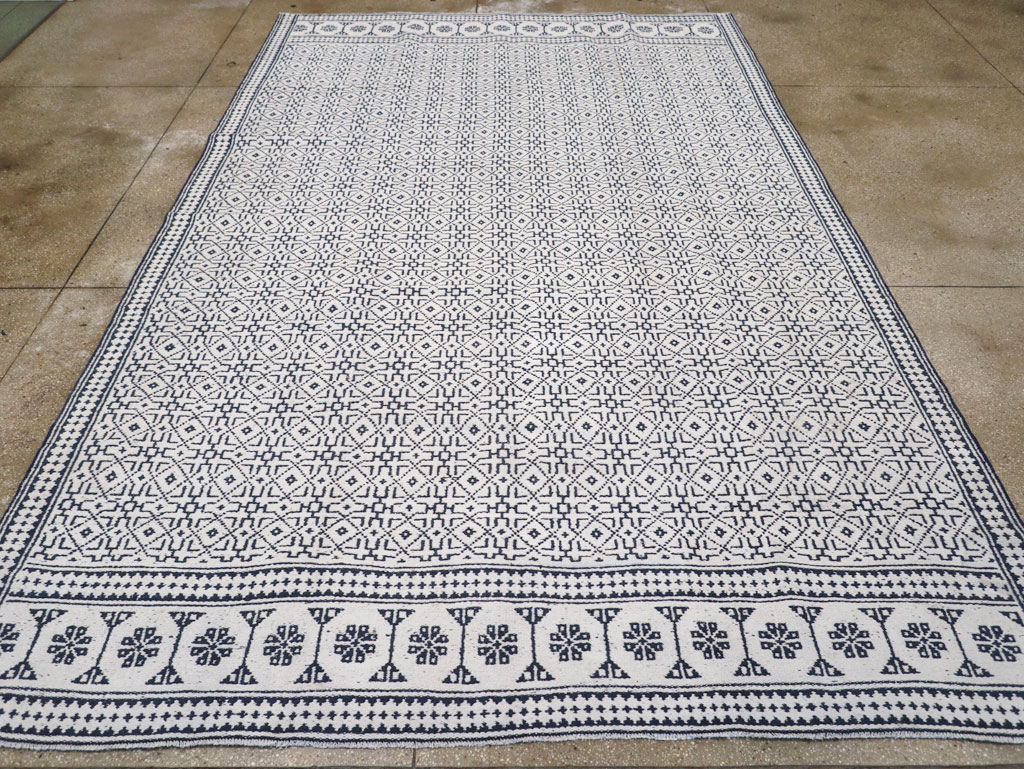 Vintage Persian Flatweave Kilim Room Size Carpet, No.31555 - Gsblank