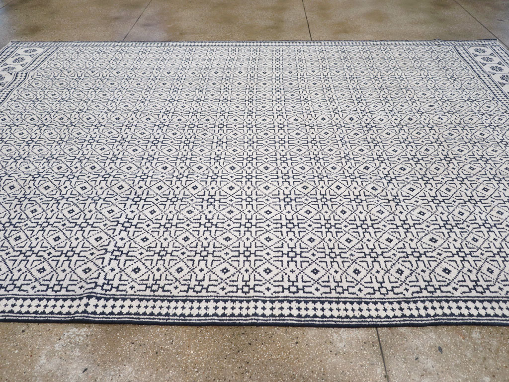 Vintage Persian Flatweave Kilim Room Size Carpet, No.31555 - Gsblank