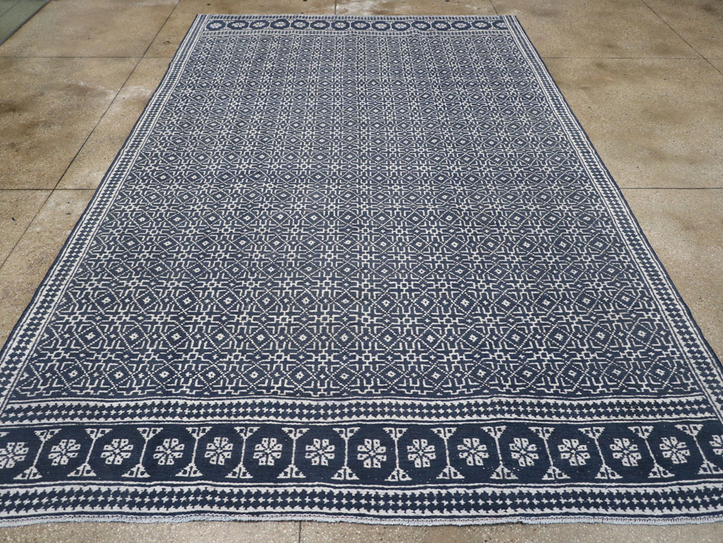 Vintage Persian Flatweave Kilim Room Size Carpet, No.31555 - Gsblank