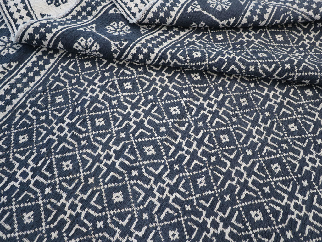 Vintage Persian Flatweave Kilim Room Size Carpet, No.31555 - Gsblank