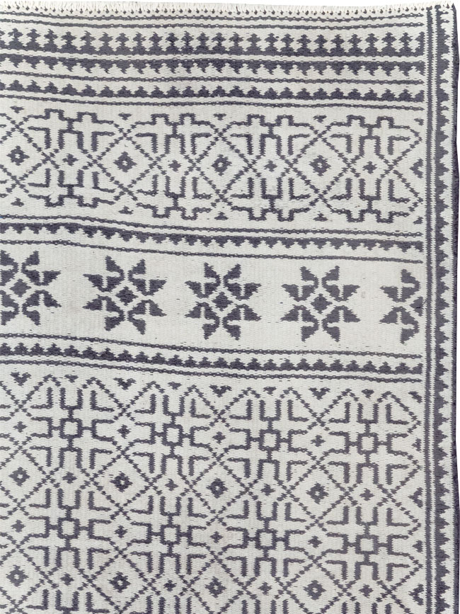 Vintage Persian Flatweave Gallery Carpet, No.31556 - Gsblank