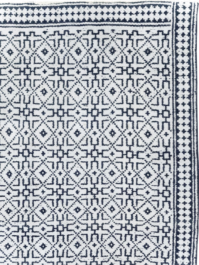 Vintage Persian Flatweave Room Size Carpet, No.31558 - Gsblank