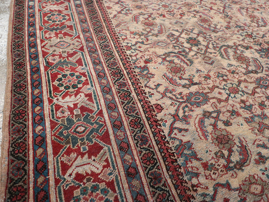Antique Persian Mahal Accent Carpet, No.31572 - Gsblank