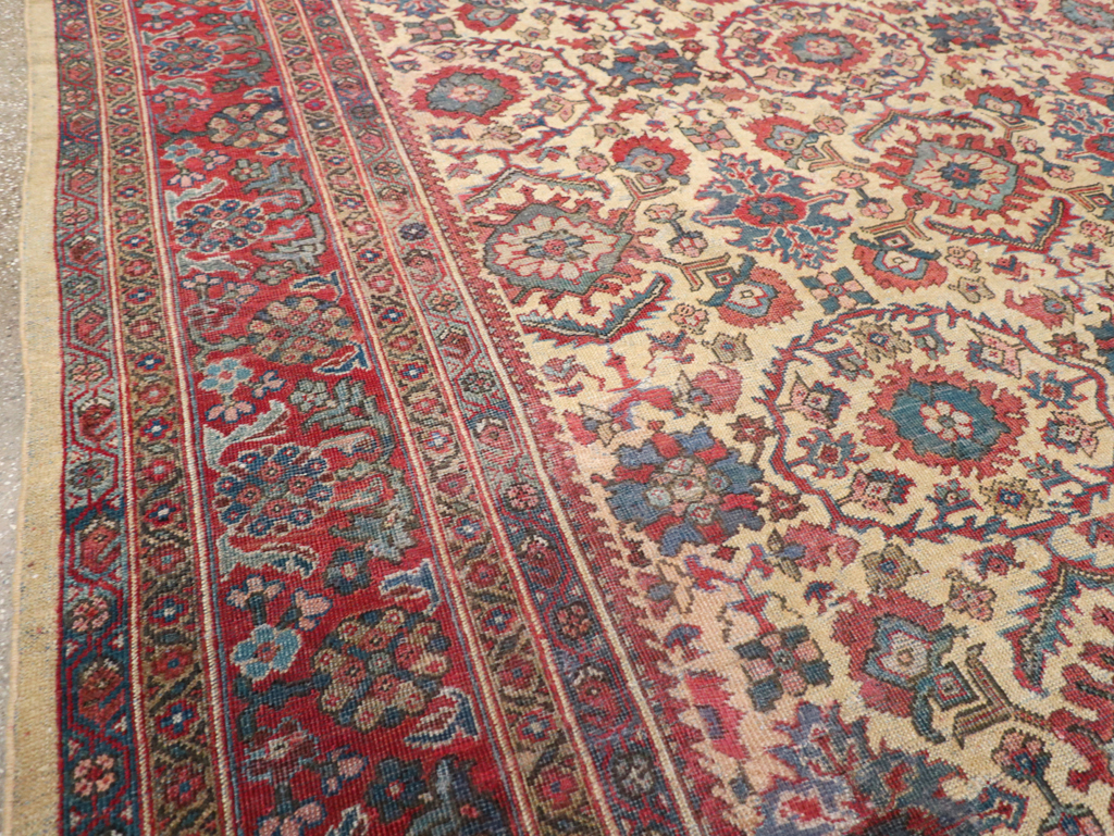 Antique Persian Mahal Carpet, No.31576 - Gsblank