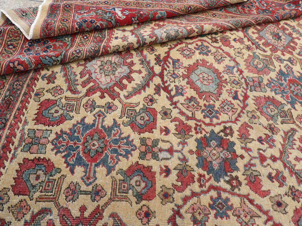 Antique Persian Mahal Carpet, No.31576 - Gsblank