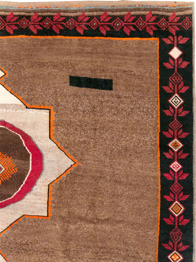 Vintage Turkish Anatolian Tribal Room Size Carpet, No.31584 - Gsblank