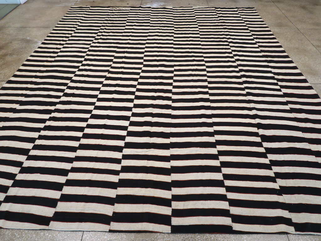 Modern Turkish Flatweave Kilim Large Room Size Carpet, No.31594 - Gsblank