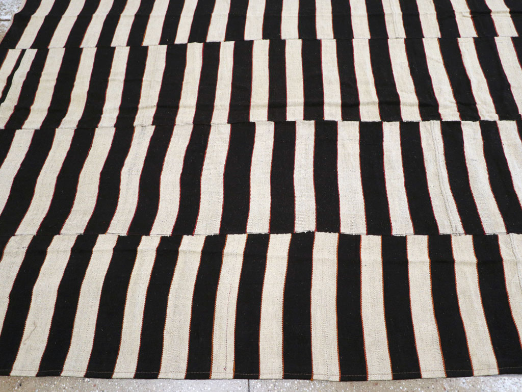 Modern Turkish Flatweave Kilim Large Room Size Carpet, No.31594 - Gsblank