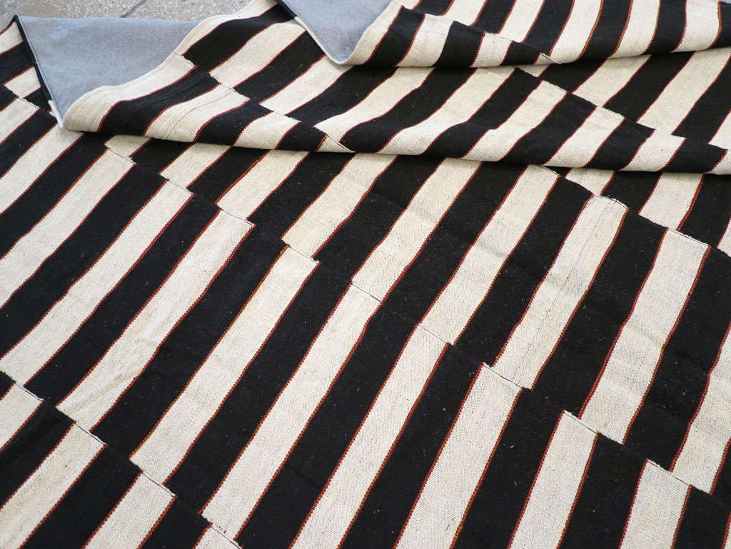 Modern Turkish Flatweave Kilim Large Room Size Carpet, No.31594 - Gsblank