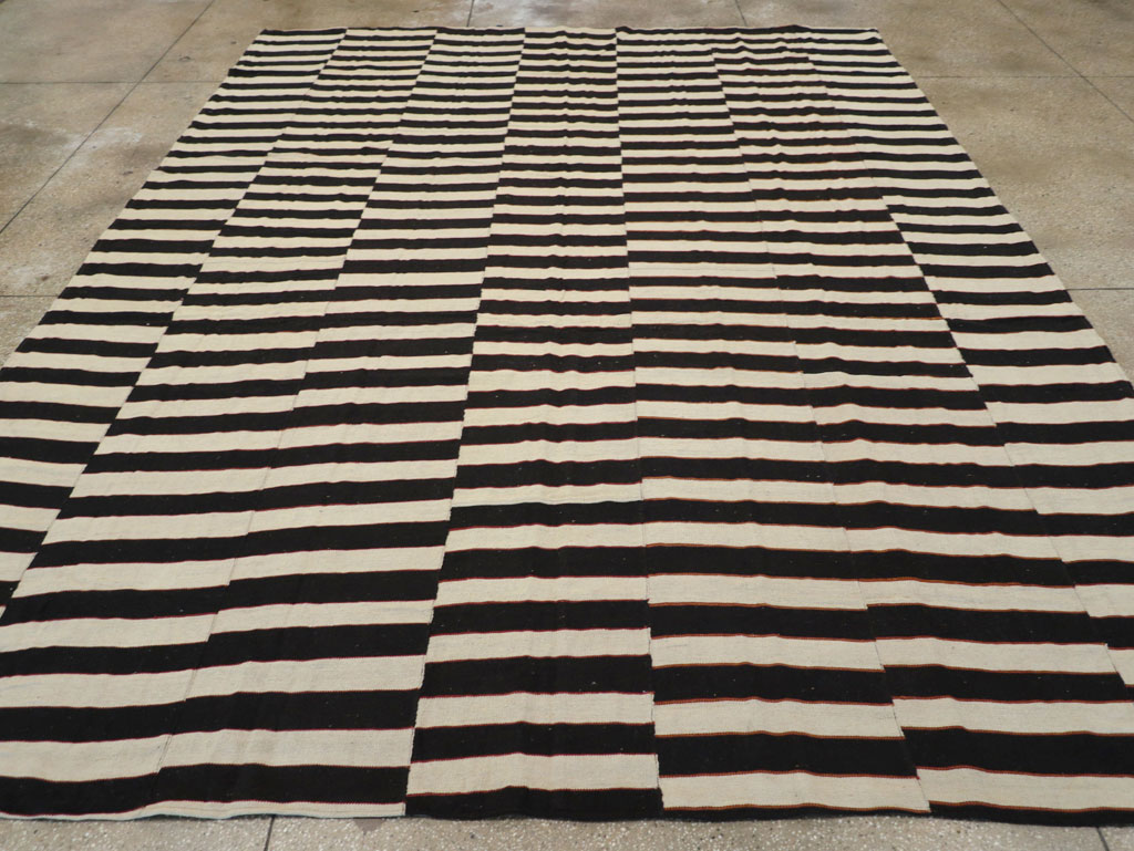 Modern Turkish Flatweave Kilim Room Size Carpet, No.31595 - Gsblank