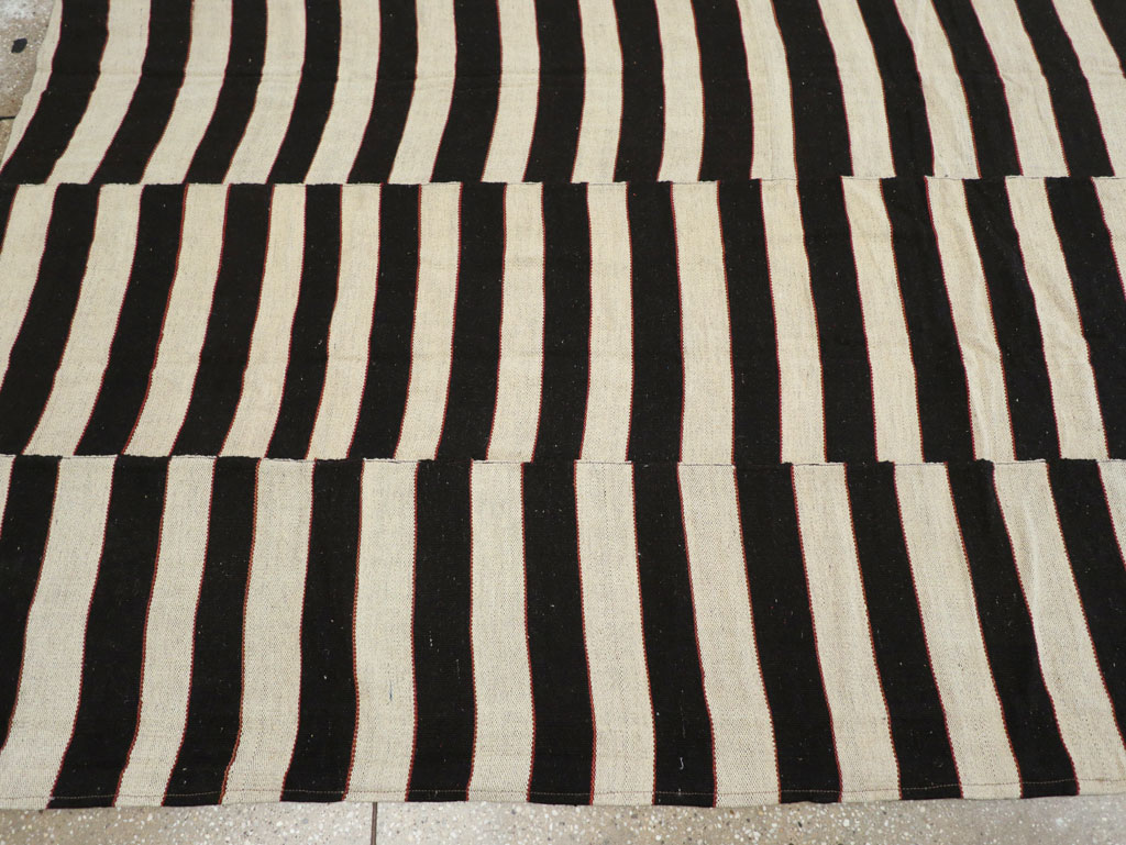 Modern Turkish Flatweave Kilim Room Size Carpet, No.31595 - Gsblank