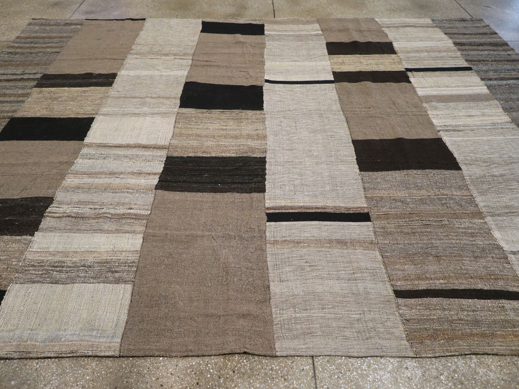 Modern Turkish Flatweave Room Size Carpet, No.31596 - Gsblank