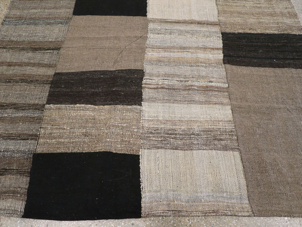 Modern Turkish Flatweave Room Size Carpet, No.31596 - Gsblank