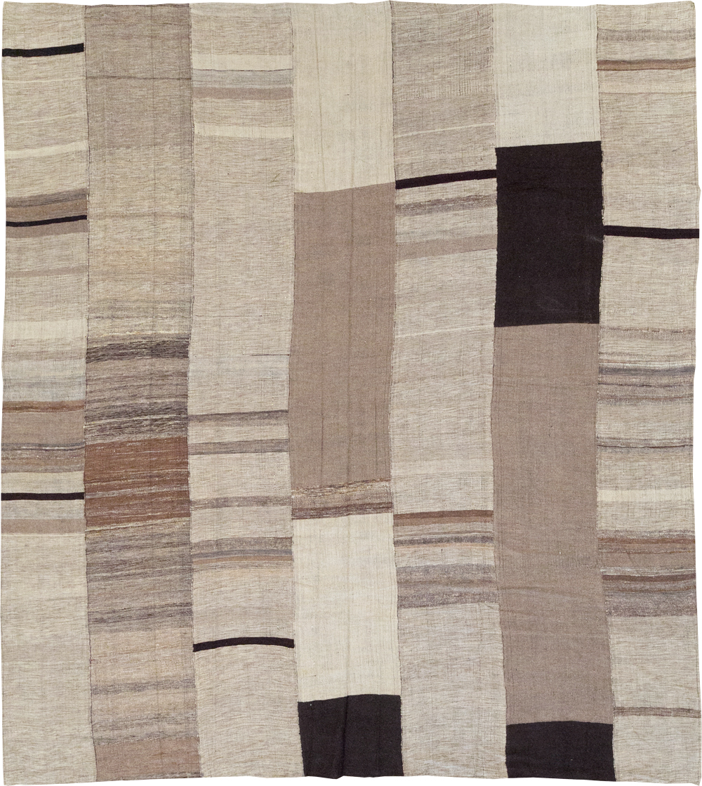 Modern Turkish Flatweave Kilim Square Room Size Carpet, No.31599 - Gsblank